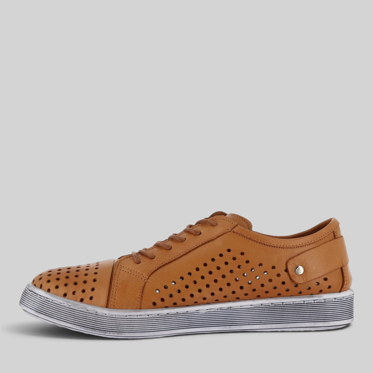 Cabello CABELLO EG17 TAN leather sneakers showing brown leather upper and stylish casual design.