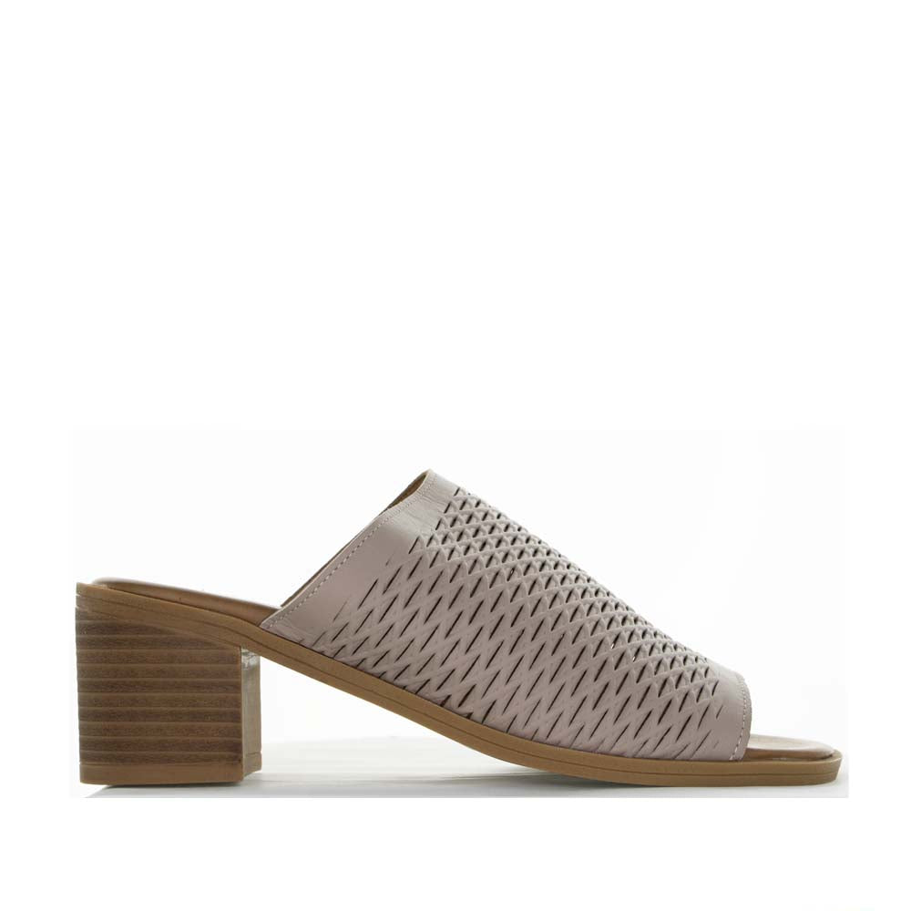 Le Sansa Lesansa Lovia II Heels in stylish design, featuring a sleek silhouette and elegant heel for sophisticated wear.