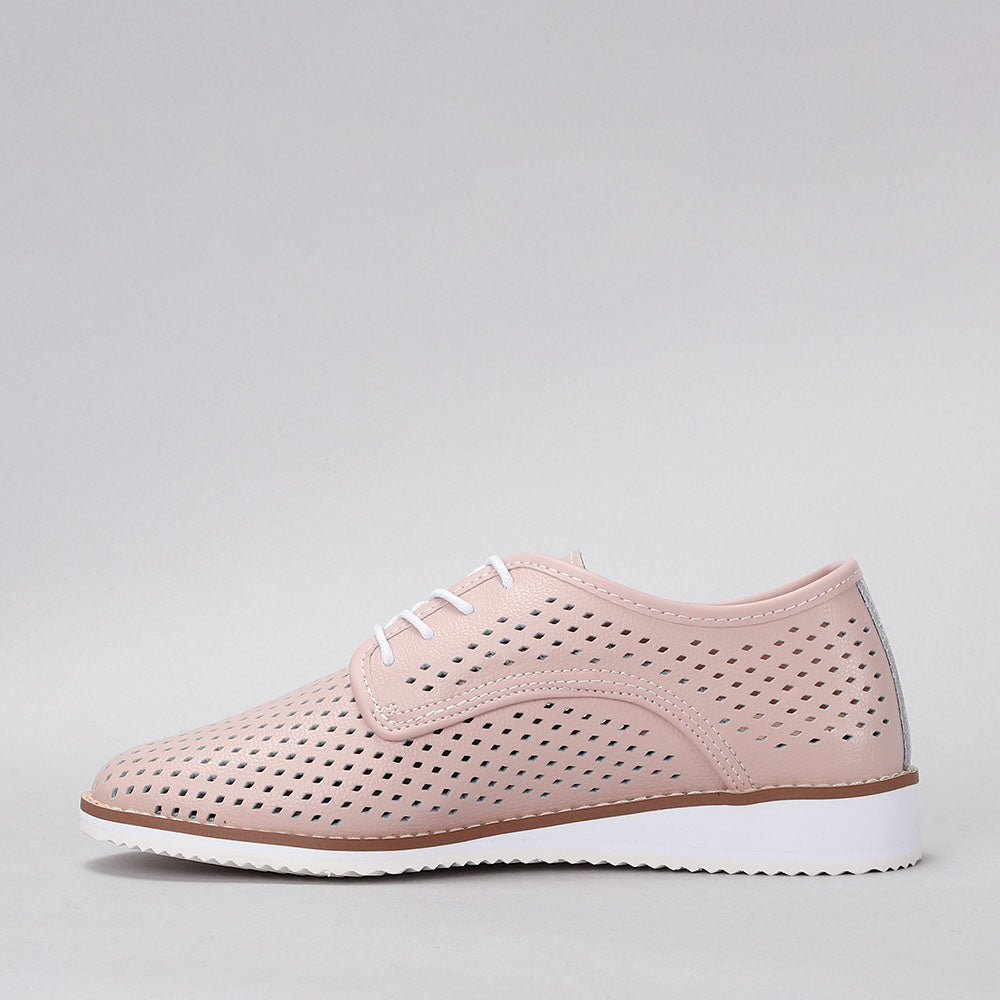 CC Resorts Mona Blush sneakers in soft blush pink with white soles, stylish casual footwear for women.
