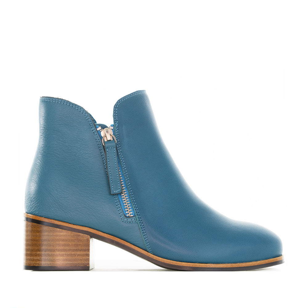 NAKED ARCHES OXLEY TURQUOISE Women Boots - Zeke Collection NZ