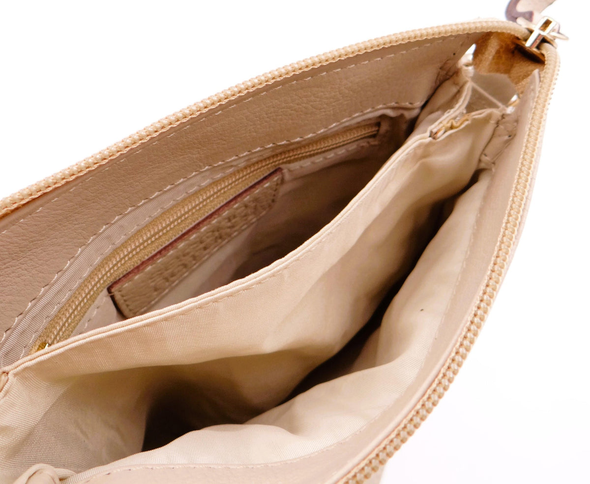 Second Nature Second Nature ST64 Wild Oat handbag with textured leather and subtle stitching details.