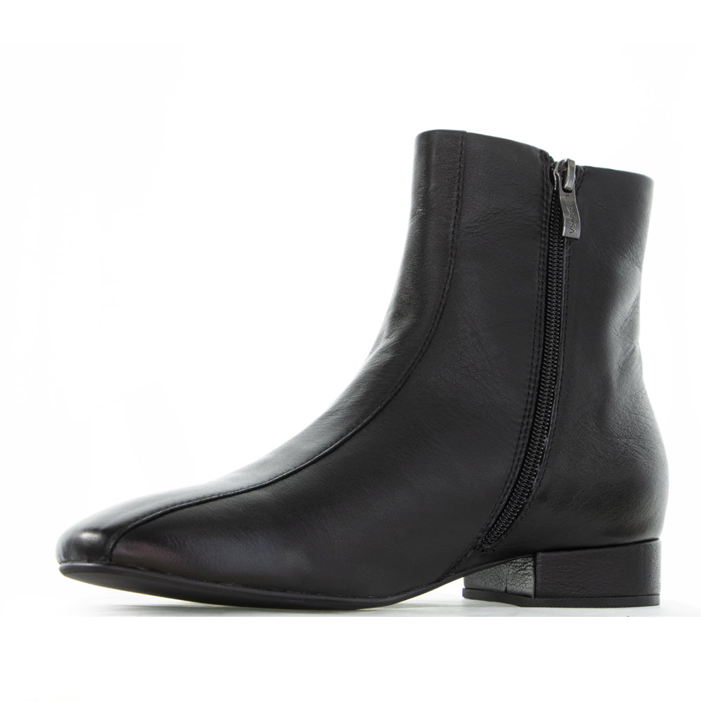 LE SANSA SASHA BLACK Women Boots - Zeke Collection NZ