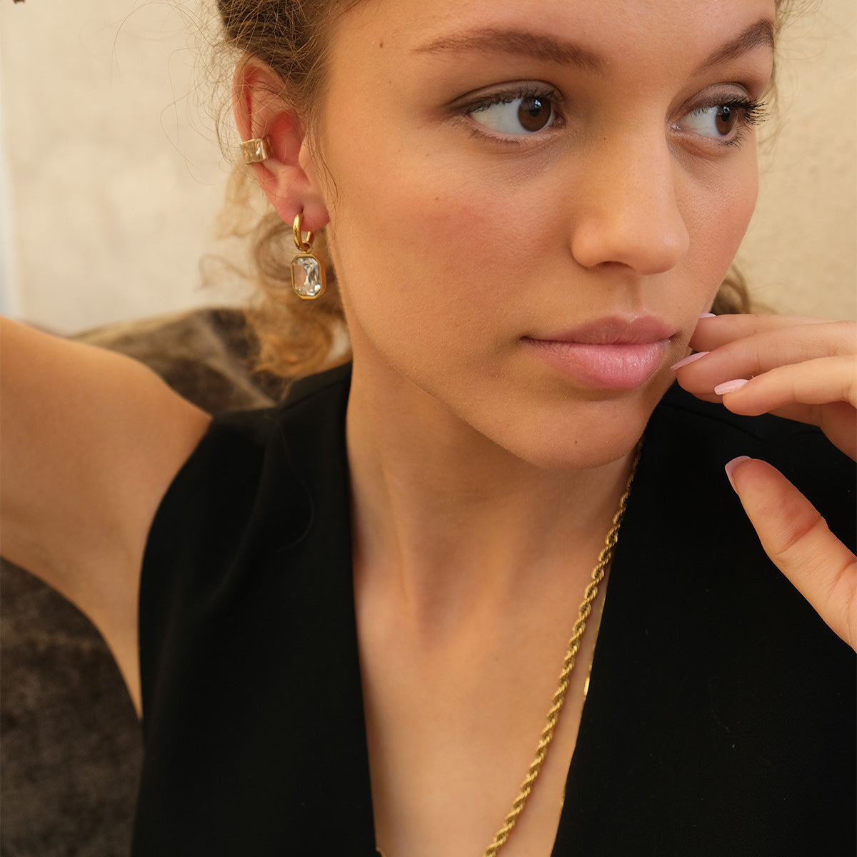 CLEAR CRYSTAL EARRINGS GOLD PLATED Women Earring - Zeke Collection NZ