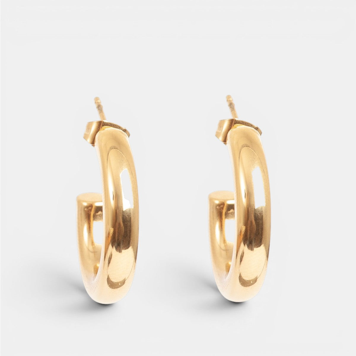 THICK CREOLE HOOP EARRINGS 24MM – GOLD PLATED STEEL