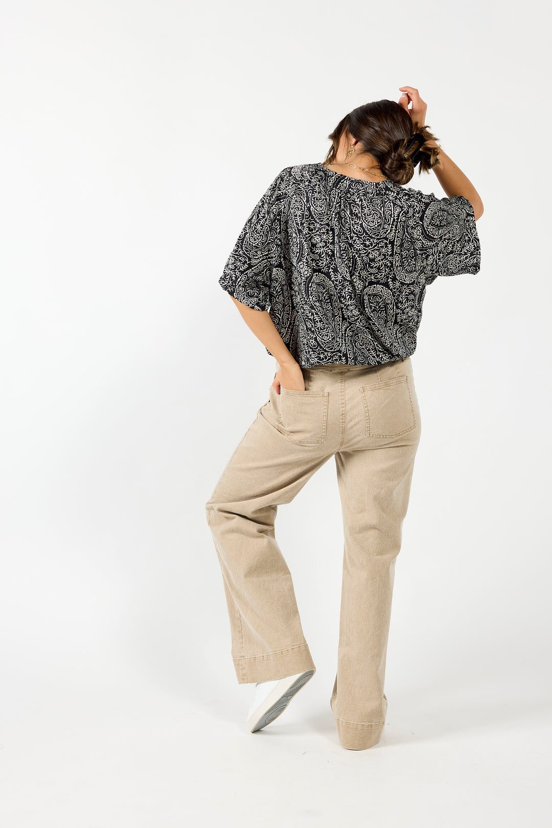 Drama The Label Liberty Top in black paisley, lightweight blouse with a relaxed fit and stylish pattern, perfect for casual wear.