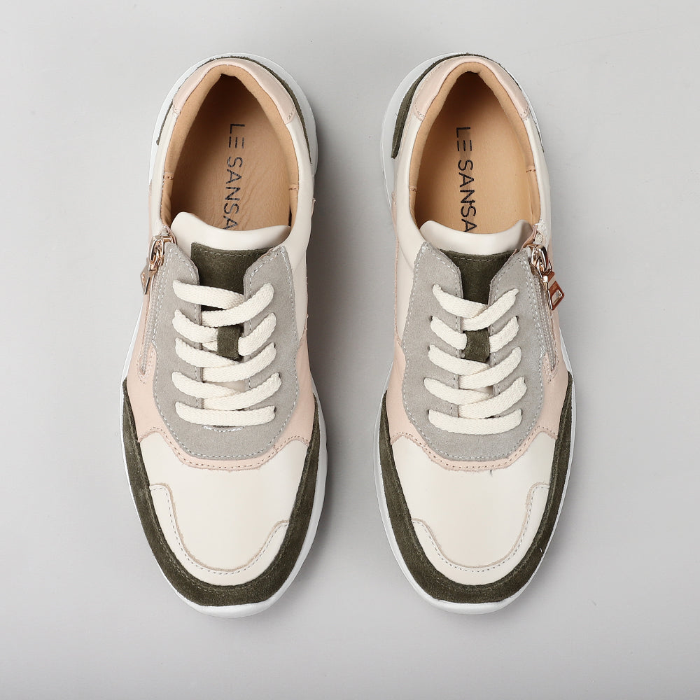Le Sansa Ryder white blush green sneakers with stylish design and color accents, shown on a clean background.