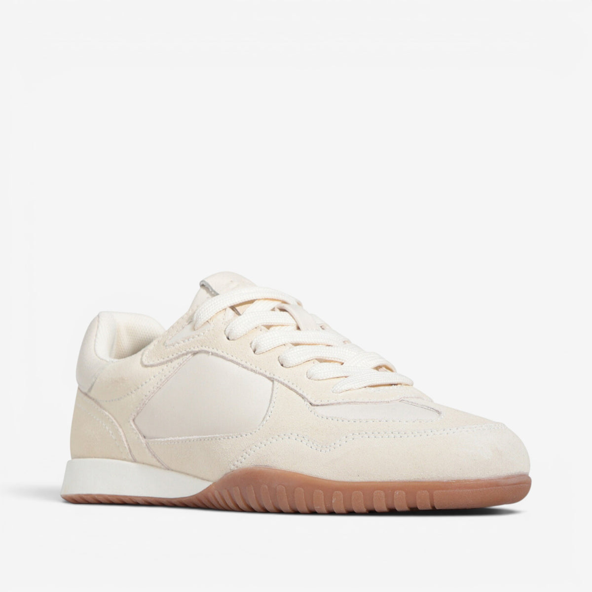 Eos Glinda Off White sneakers with stylish design, white color, and comfortable fit, featuring modern sneaker details.