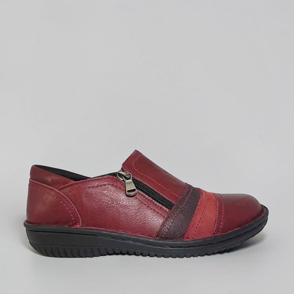 CABELLO dark burgundy boots with chunky heels and lace-up front, stylish footwear for casual or dressy outfits.