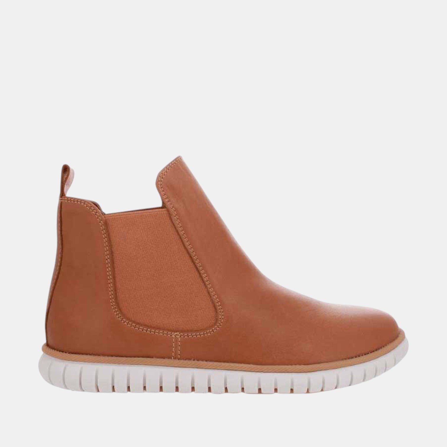 LE SANSA Indy Tan boots with ankle-high design, featuring sleek leather and stylish stitching for a modern look.