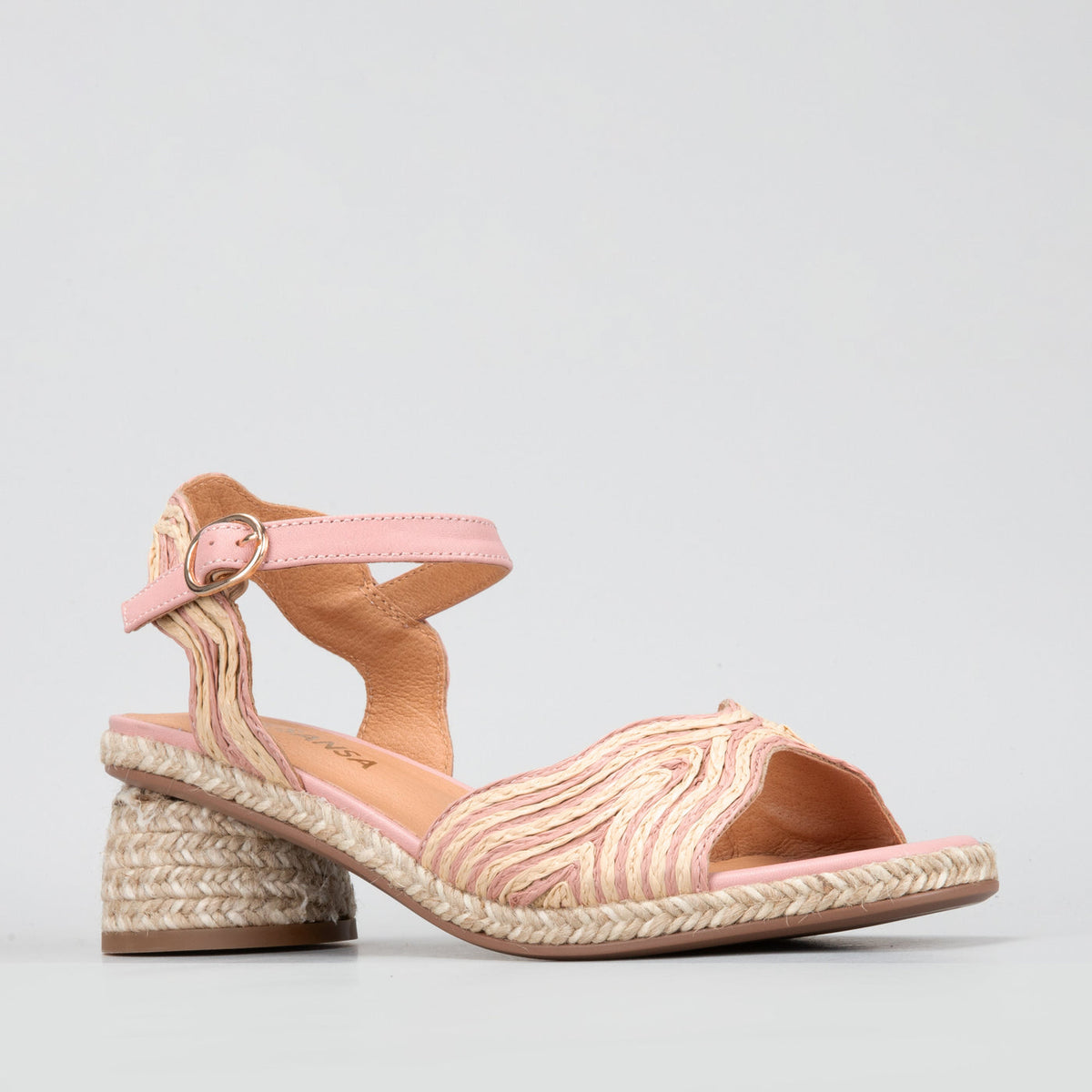 Le Sansa Alys baby pink and beige sandals with soft straps and small bows, perfect for stylish little girls.