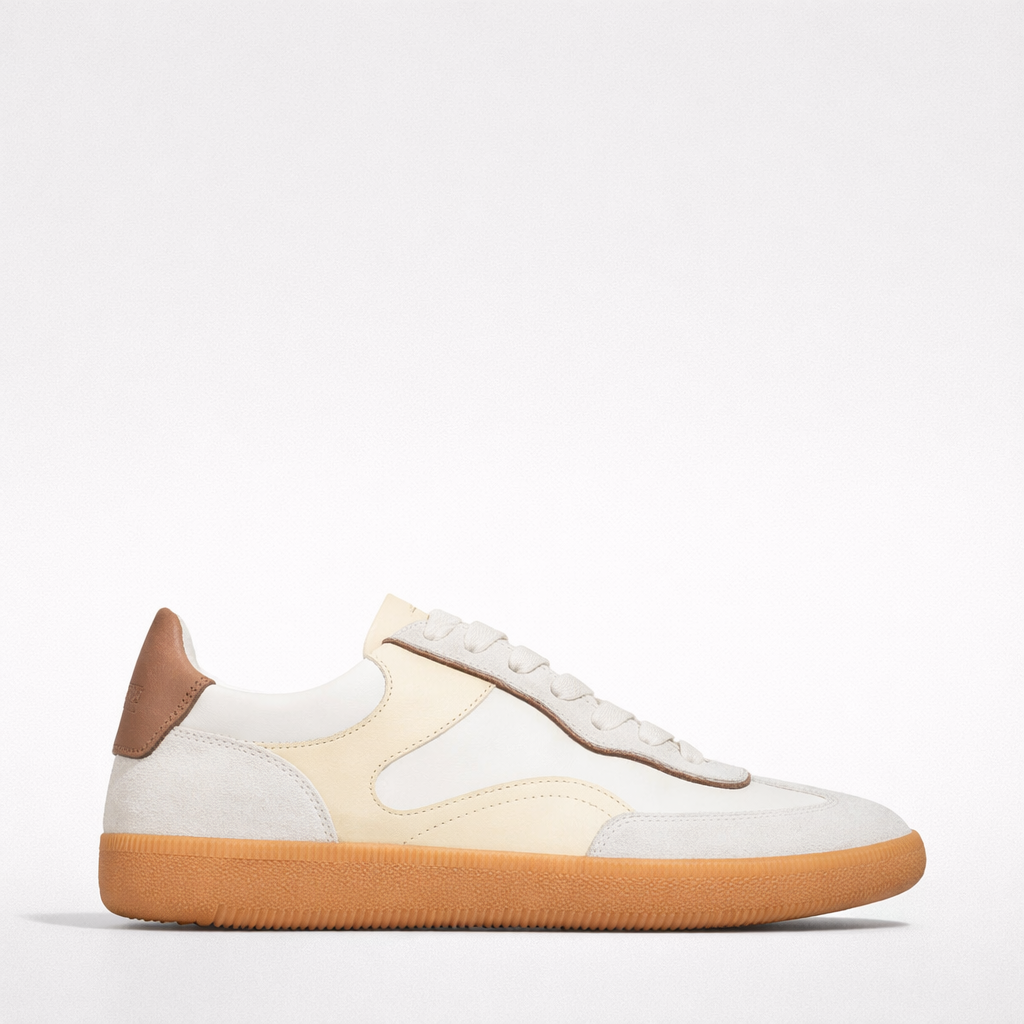 Beige EOS Antigona sneakers with white soles and sleek design, featuring minimal branding and comfortable lace-up style.