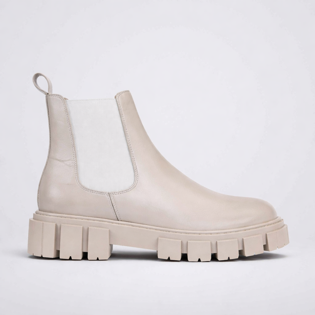 EOS FEA STONE boots, stylish footwear with textured design, featuring lace-up closure and durable sole in the image.