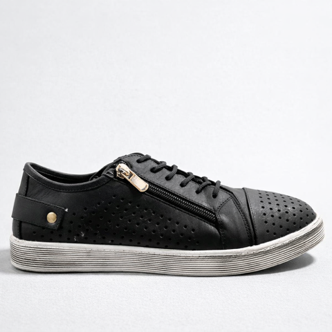 Black CABELLO EG17 sneakers with sleek design and white sole, shown from a side angle.