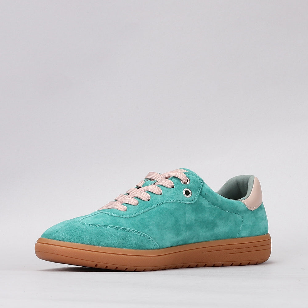 Le Sansa Juno sneakers in pine green and taupe with stylish design and comfortable fit, perfect for casual wear.