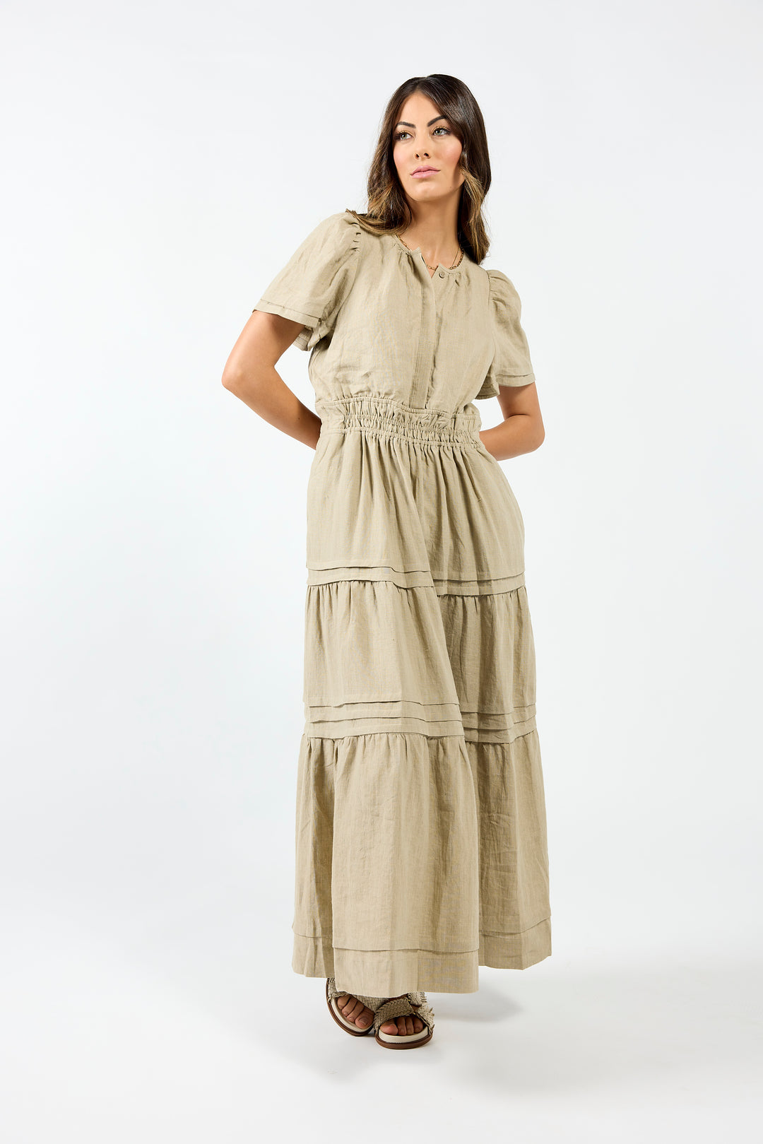 Drama The Label City Dress in natural color, a stylish women's dress with a relaxed fit and elegant design.