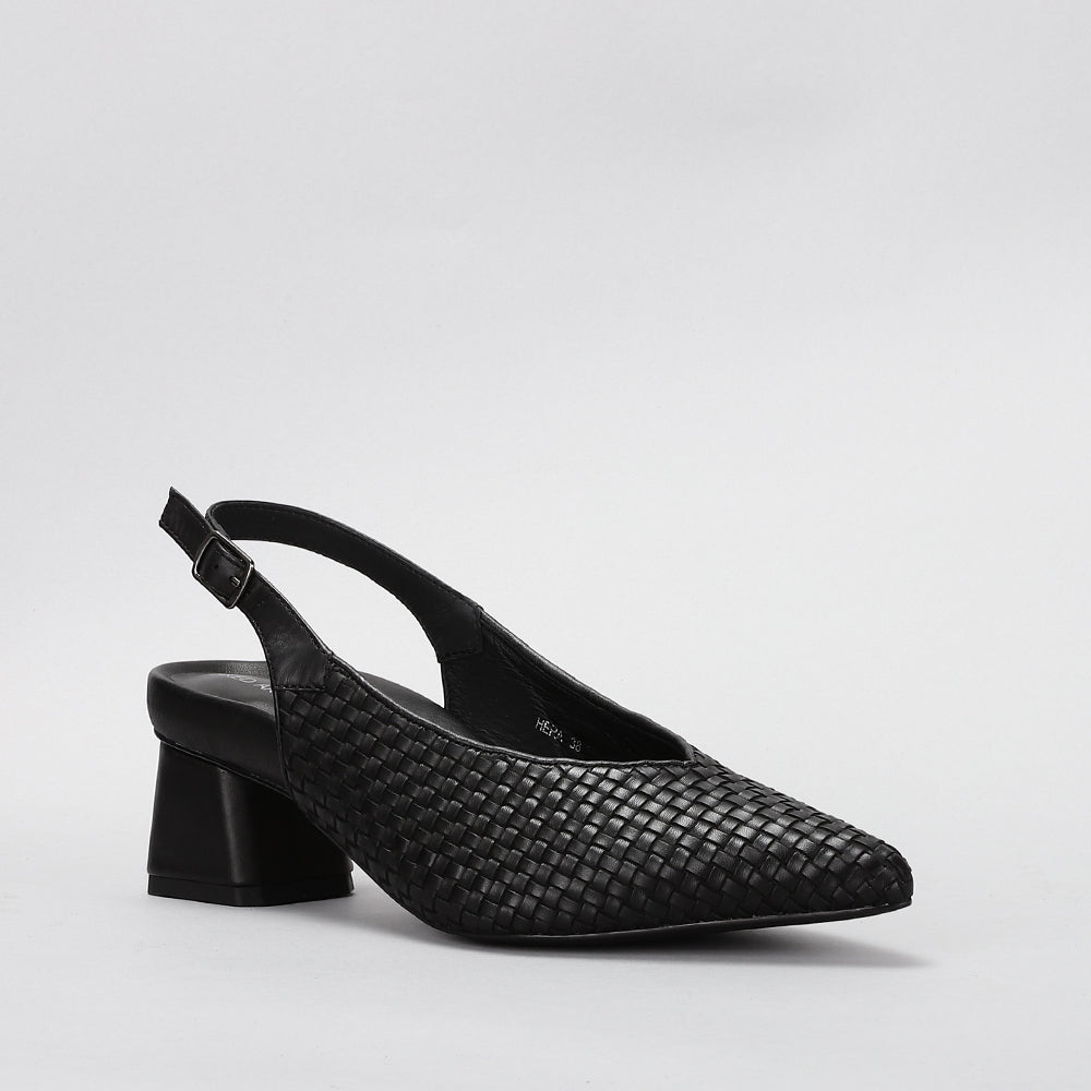 Naked Arches Hera Black sandals with open toe design, adjustable straps, and cushioned footbed for comfortable wear.