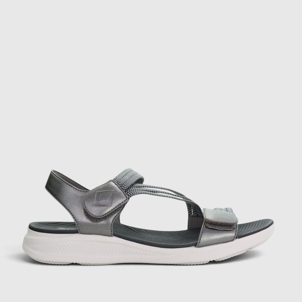 CC Resorts Florrie Pewter sandals with adjustable straps and open toe design, perfect for casual summer wear.