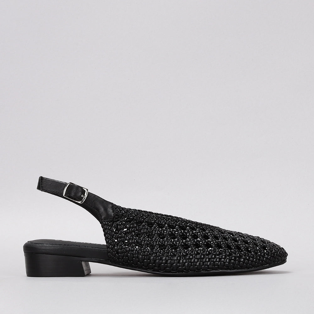 Le Sansa Camila black sandals with open-toe design and ankle strap, stylish footwear for casual or dressy occasions.