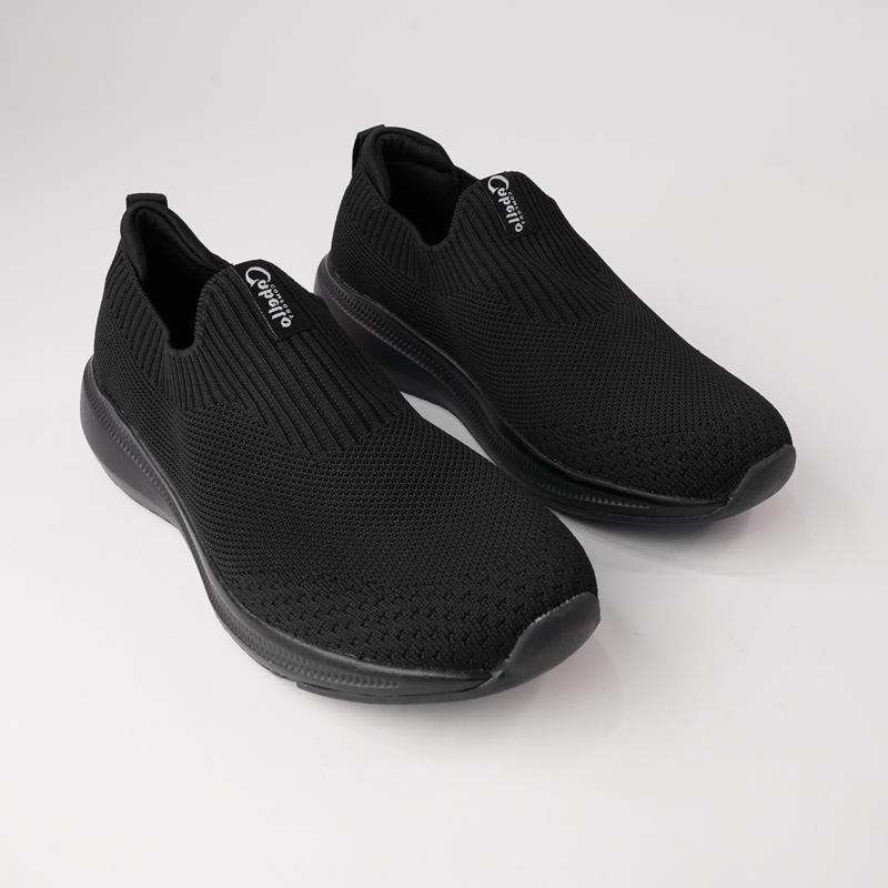 Black Cabello CABELLO STRIDE Jet sneakers with sleek design and durable sole, perfect for casual wear.