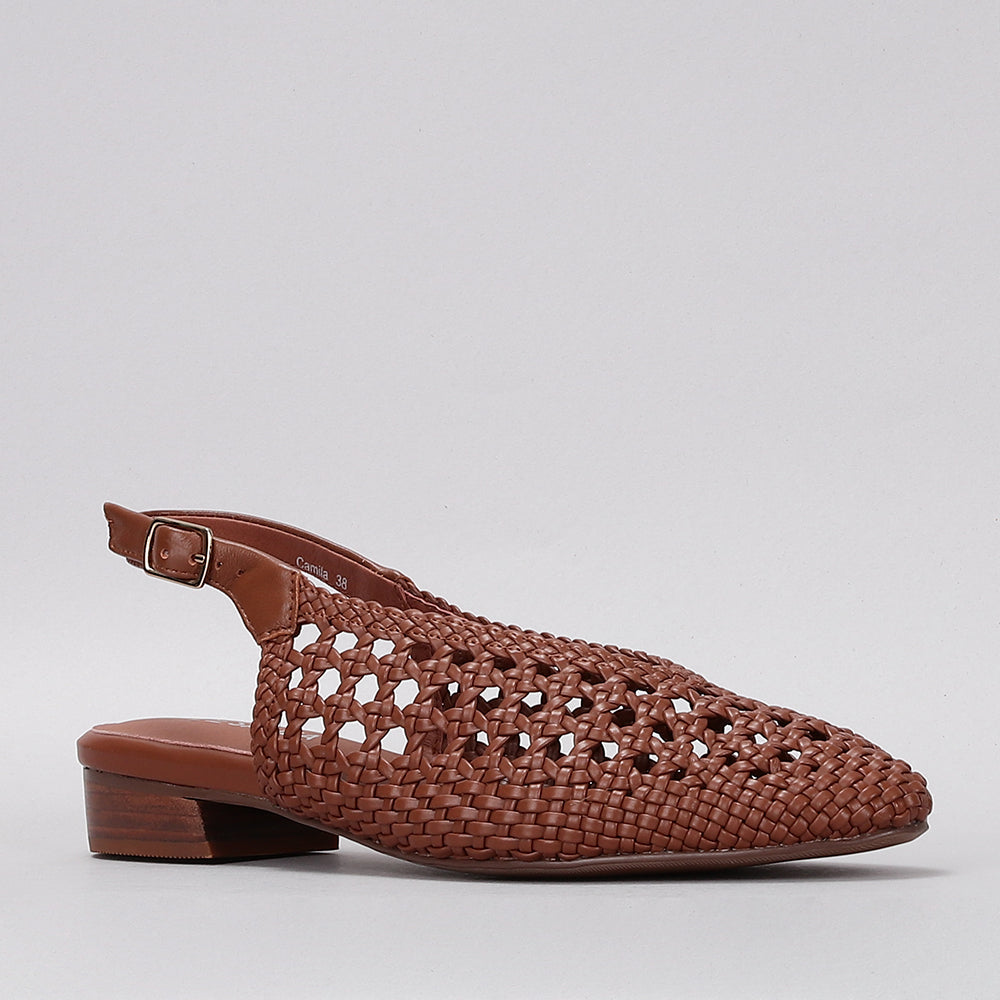 Le Sansa Camila Walnut sandals with open toe design and ankle straps, featuring a stylish and comfortable fit.
