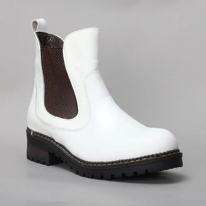 Off-white LE SANSA LESANSA Rio boots with sleek design and stylish ankle height, perfect for casual or chic outfits.