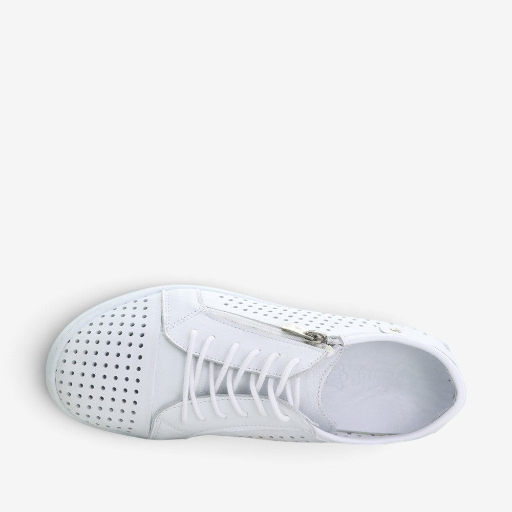 White CABELLO EG17 sneakers with sleek design and comfortable fit, featuring stylish laces and rubber sole for everyday wear.