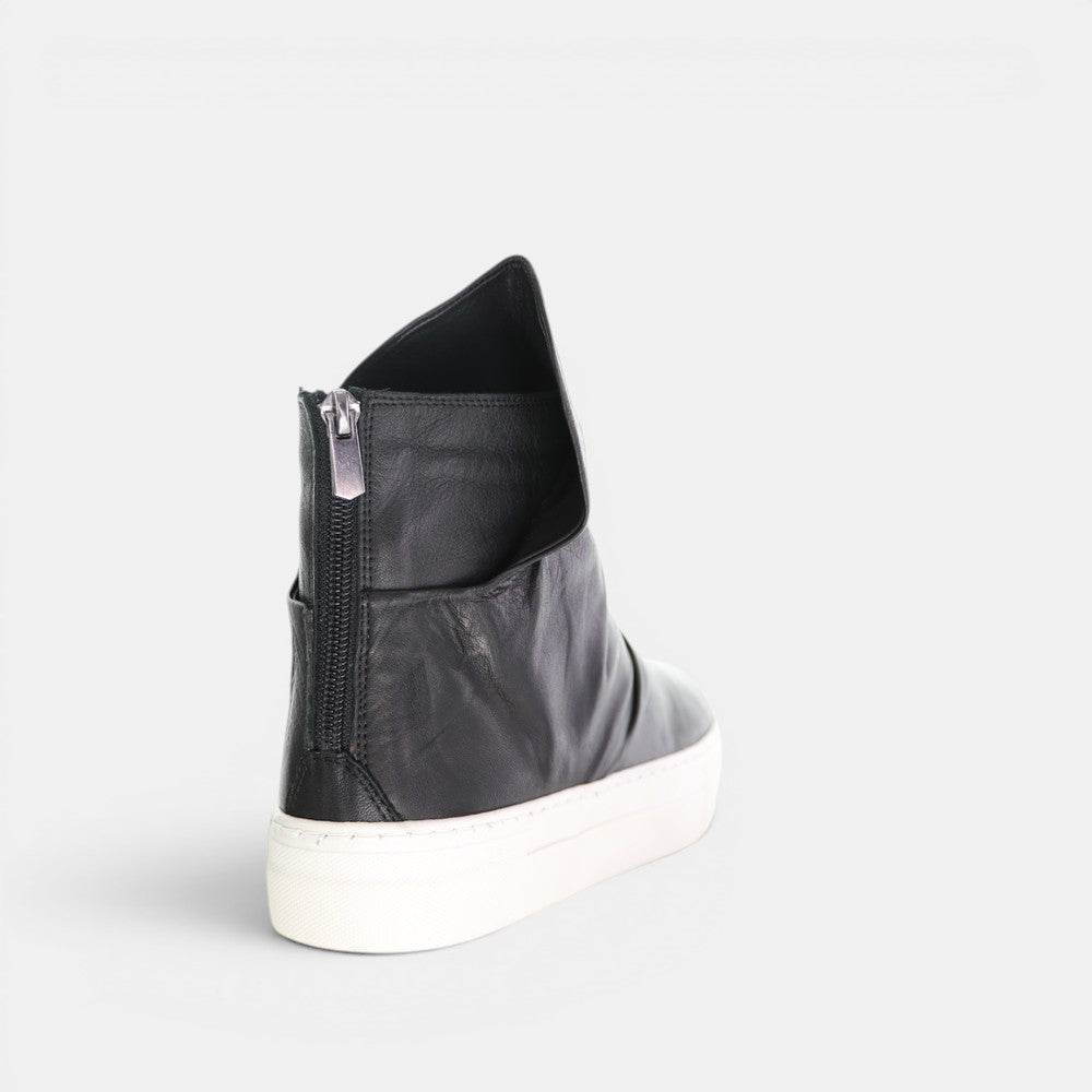 Black LE SANSA SOPHIA boots by Le Sansa featuring sleek leather design and ankle-high style.