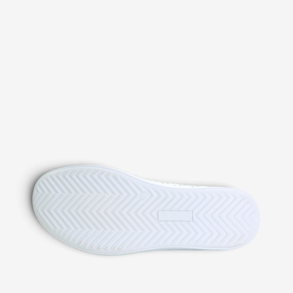 White CABELLO EG17 sneakers with sleek design, featuring a comfortable fit and subtle branding on the side.