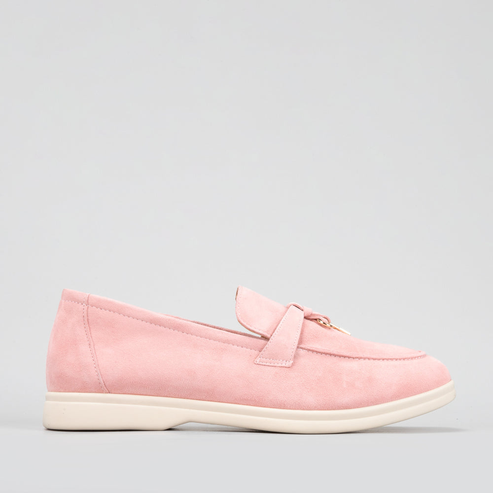 Le Sansa Capri baby pink suede loafers for children, featuring soft suede material and classic slip-on design.