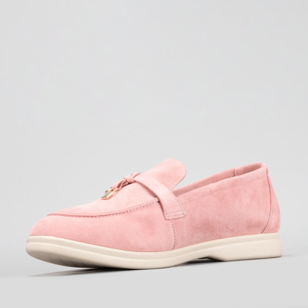 Le Sansa Capri baby pink suede loafers with rounded toe and soft sole, stylish footwear for young children.