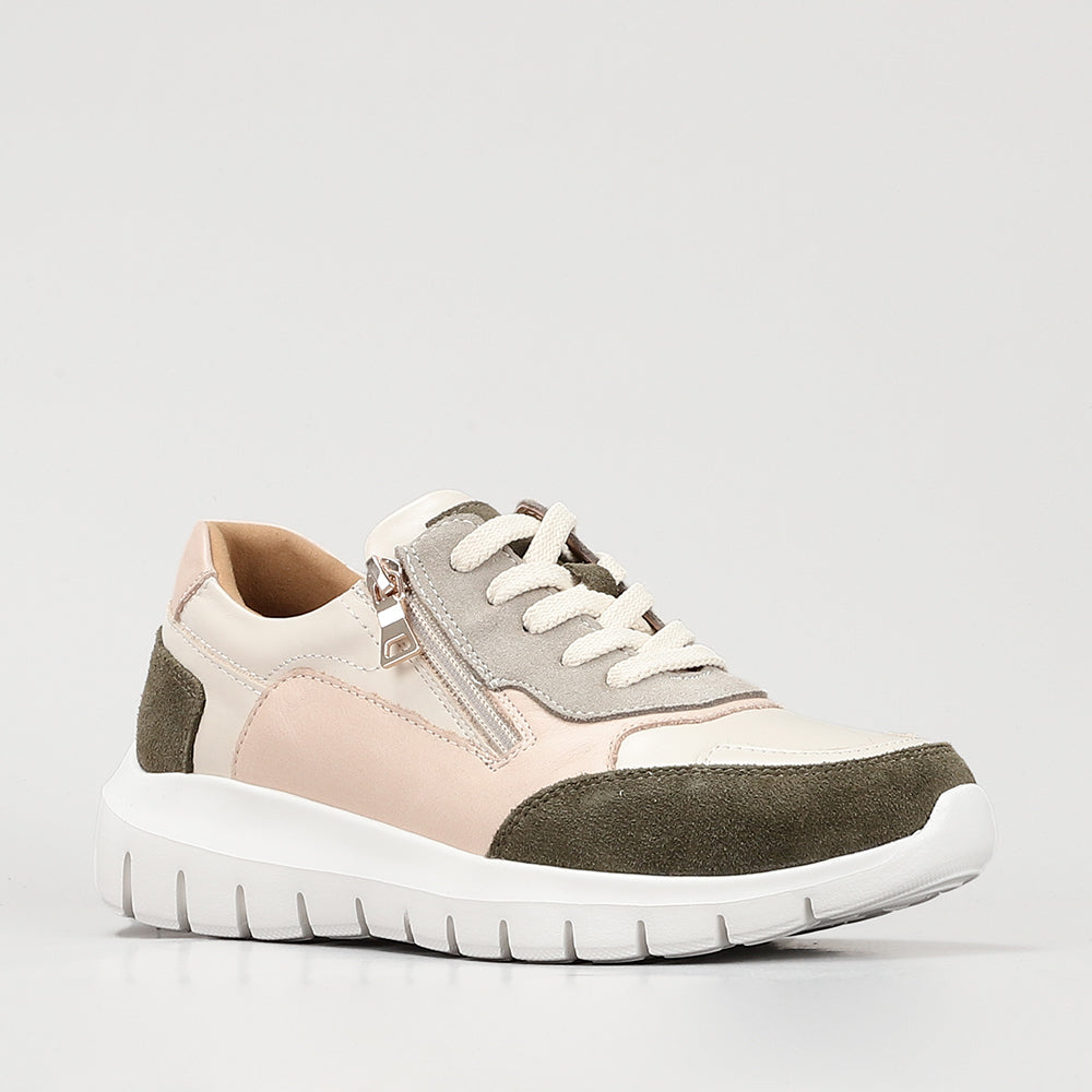 Le Sansa Ryder white blush green sneakers with stylish design and contrasting colors, casual footwear for everyday wear.
