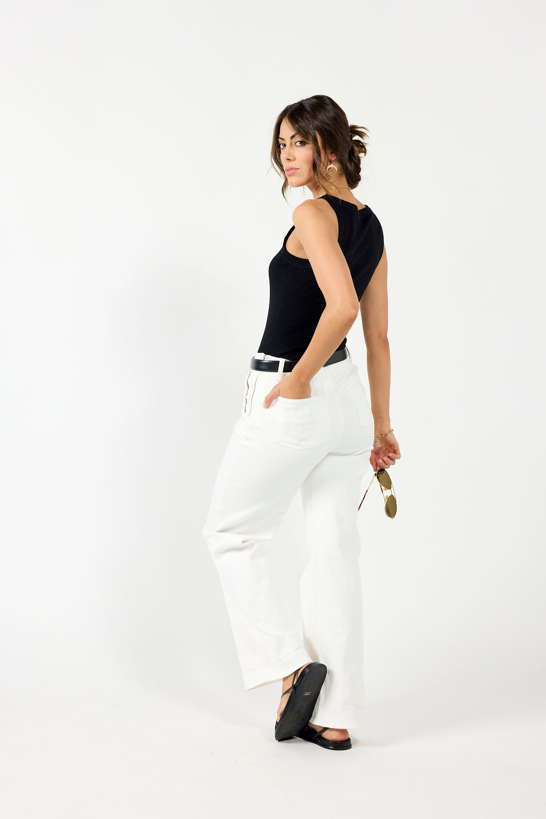 Drama The Label Sailor Jean in off-white, casual pants featuring a relaxed fit and classic sailor style.