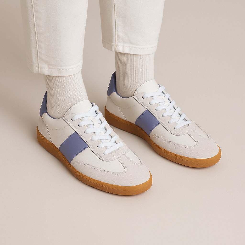 Eos Antigo White sneakers with clean white design and casual style, featuring lace-up closure and comfortable fit.