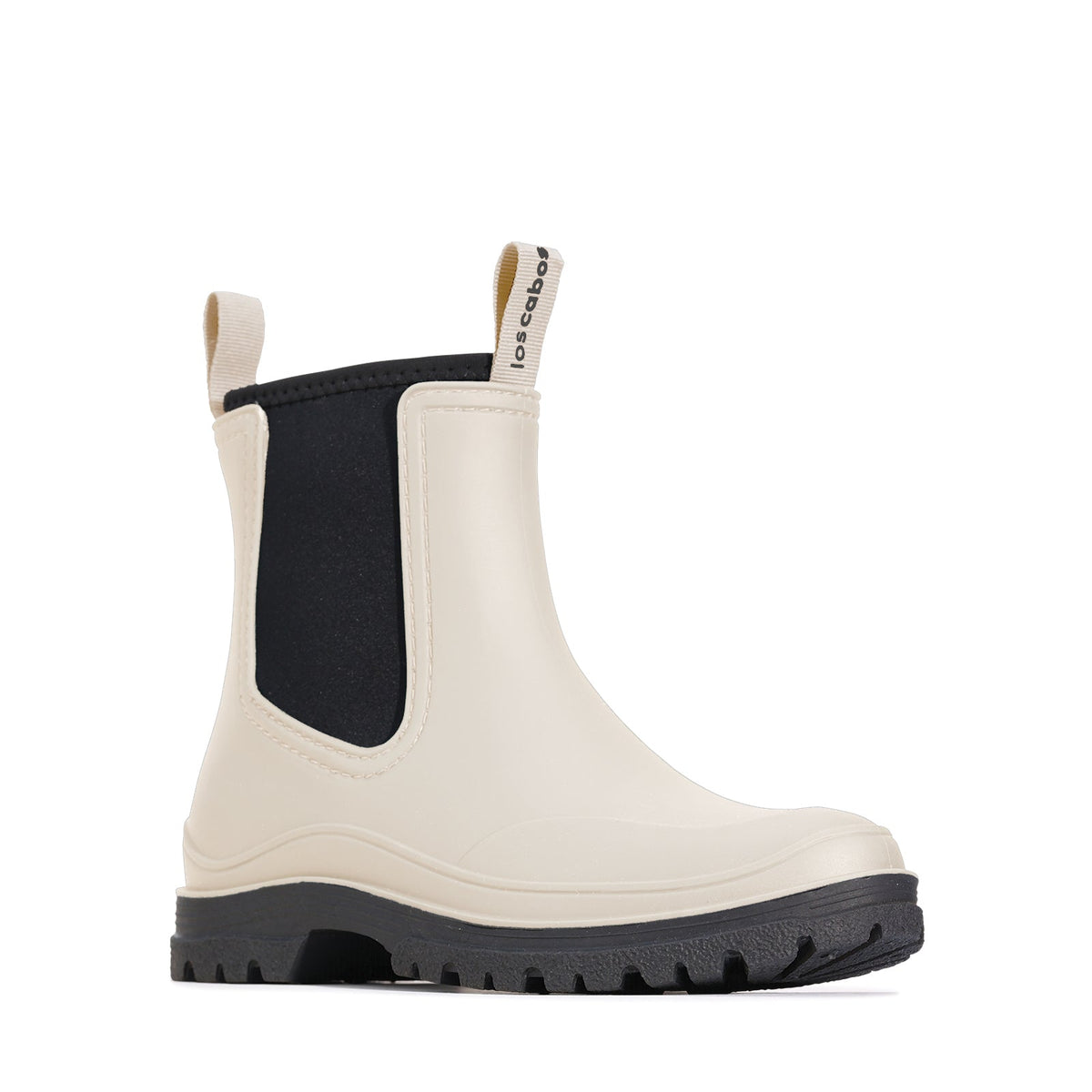 LOS CABOS Amelia ivory boots featuring sleek design and pointed toes, perfect for stylish footwear.