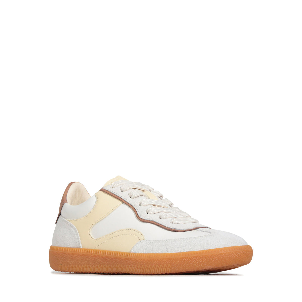 Eos Antigona beige sneakers with sleek design and neutral tone, stylish footwear for casual and everyday wear.