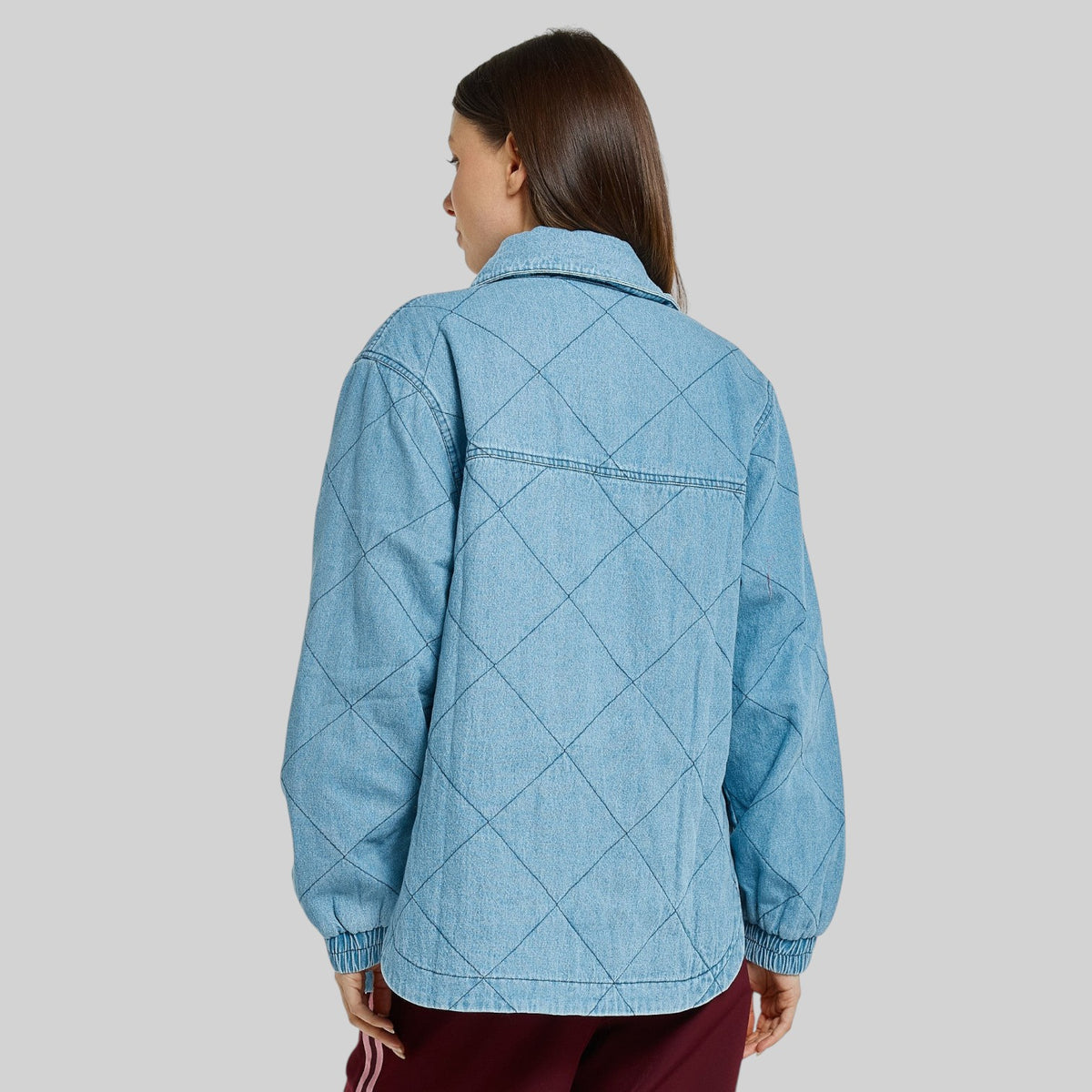 Betty Basics Quest Quilted Jacket in blue wash with a fitted blazer style, featuring quilted fabric and a stylish collar.