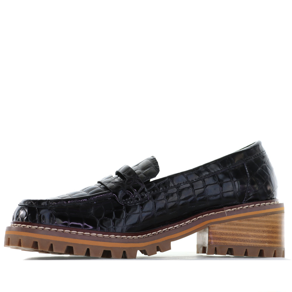 Black croc-embossed casual shoes by Le Sansa, model Zoey in black with a sleek, textured finish.