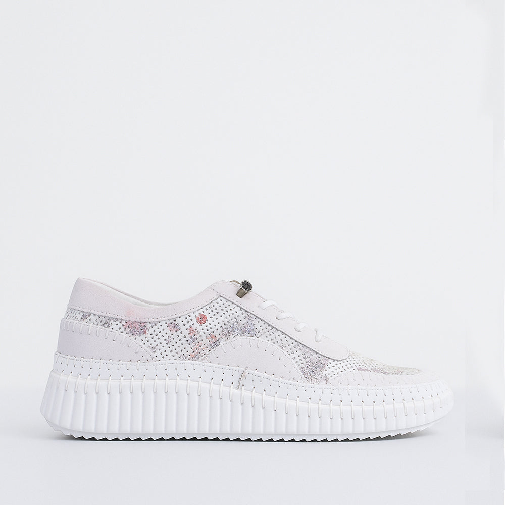 CABELLO BOOST WHITE Women Sneakers - Zeke Collection NZ