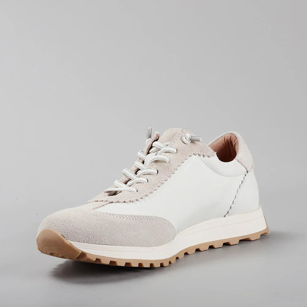 CC Resorts Bostony02 beige sneakers with southwest-inspired design and white soles, showcasing stylish casual footwear.