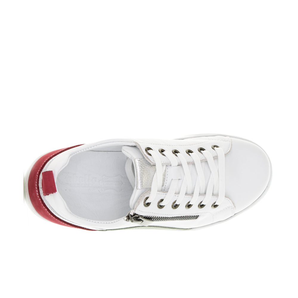 White mint Cabello EG22 sneakers with sleek design and comfortable fit, featuring stylish laces and modern sneaker details.