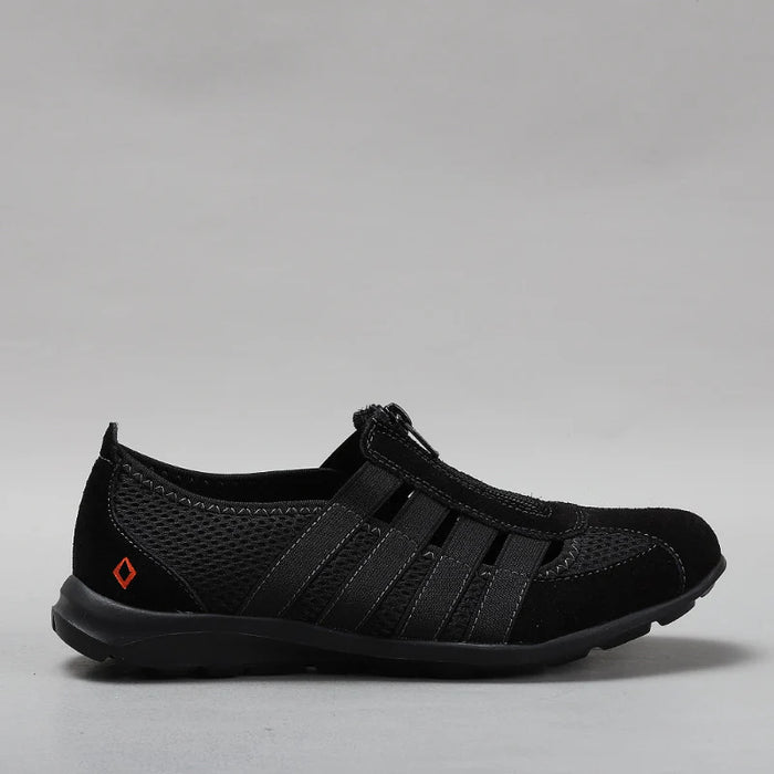 Black CC Resorts Christine casual shoes shown from the side, featuring a sleek design and comfortable fit.