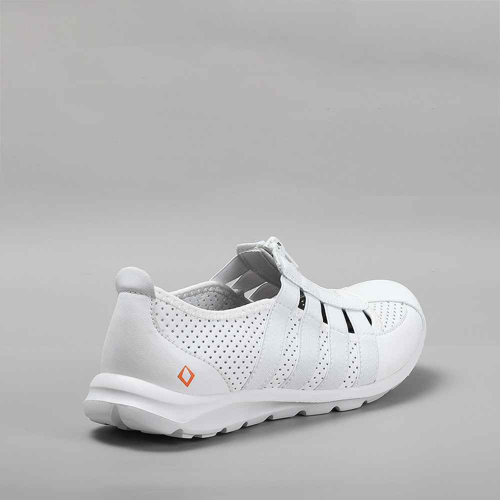 CC Resorts Christine White casuals with a relaxed fit, featuring soft white fabric and stylish design details.