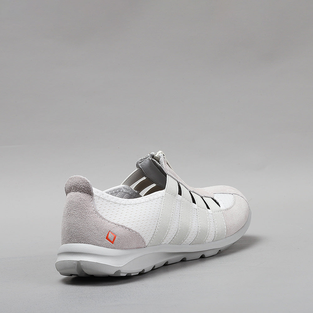 CC Resorts Christine Bone Taupe casual footwear displayed on a neutral background.