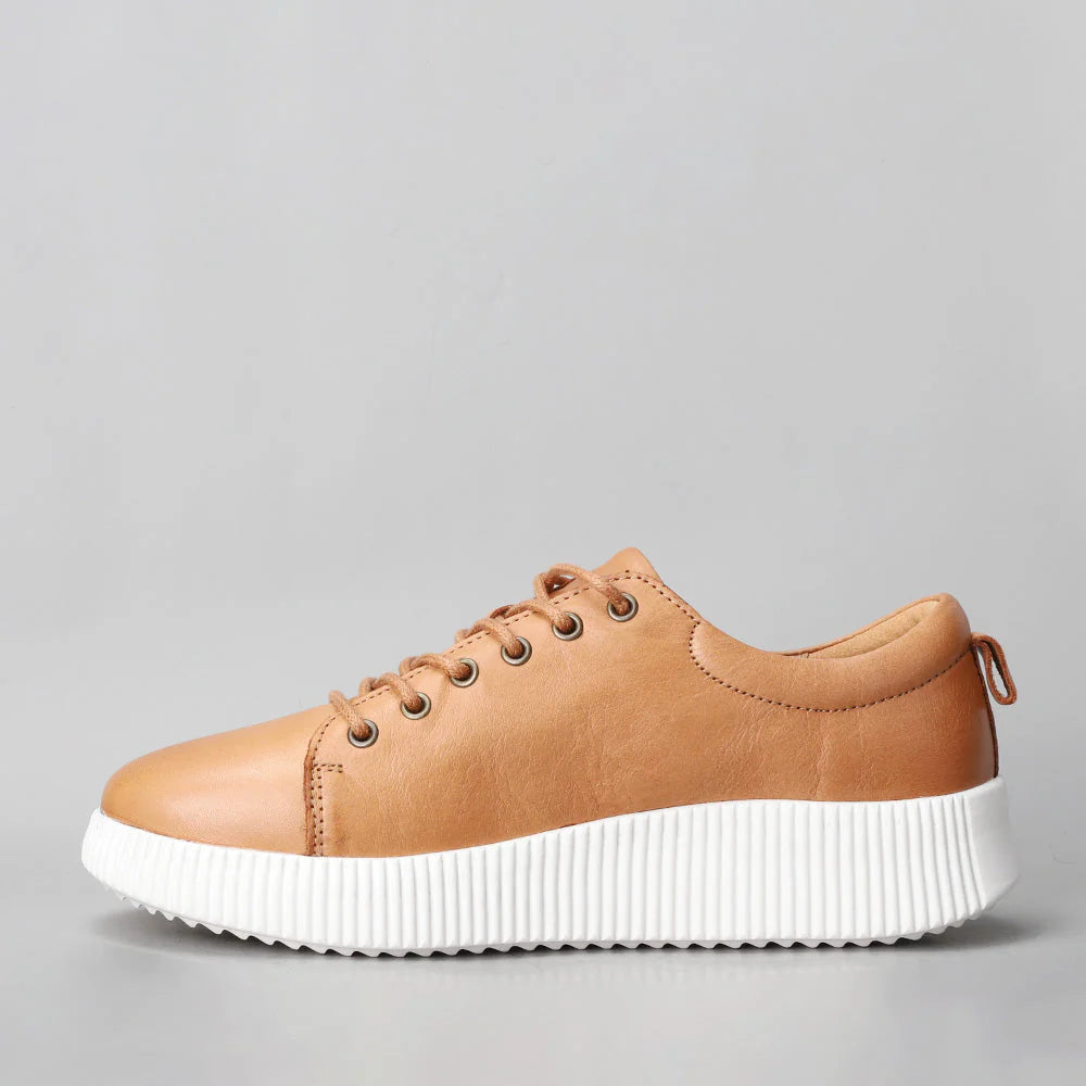 LE SANSA CLARA TAN Women Sneakers - Zeke Collection NZ