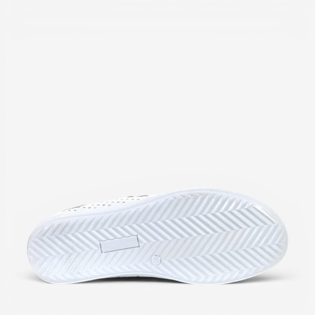 White CABELLO EG17 sneakers with sleek design and comfortable fit, featuring a stylish silhouette and modern athletic look.