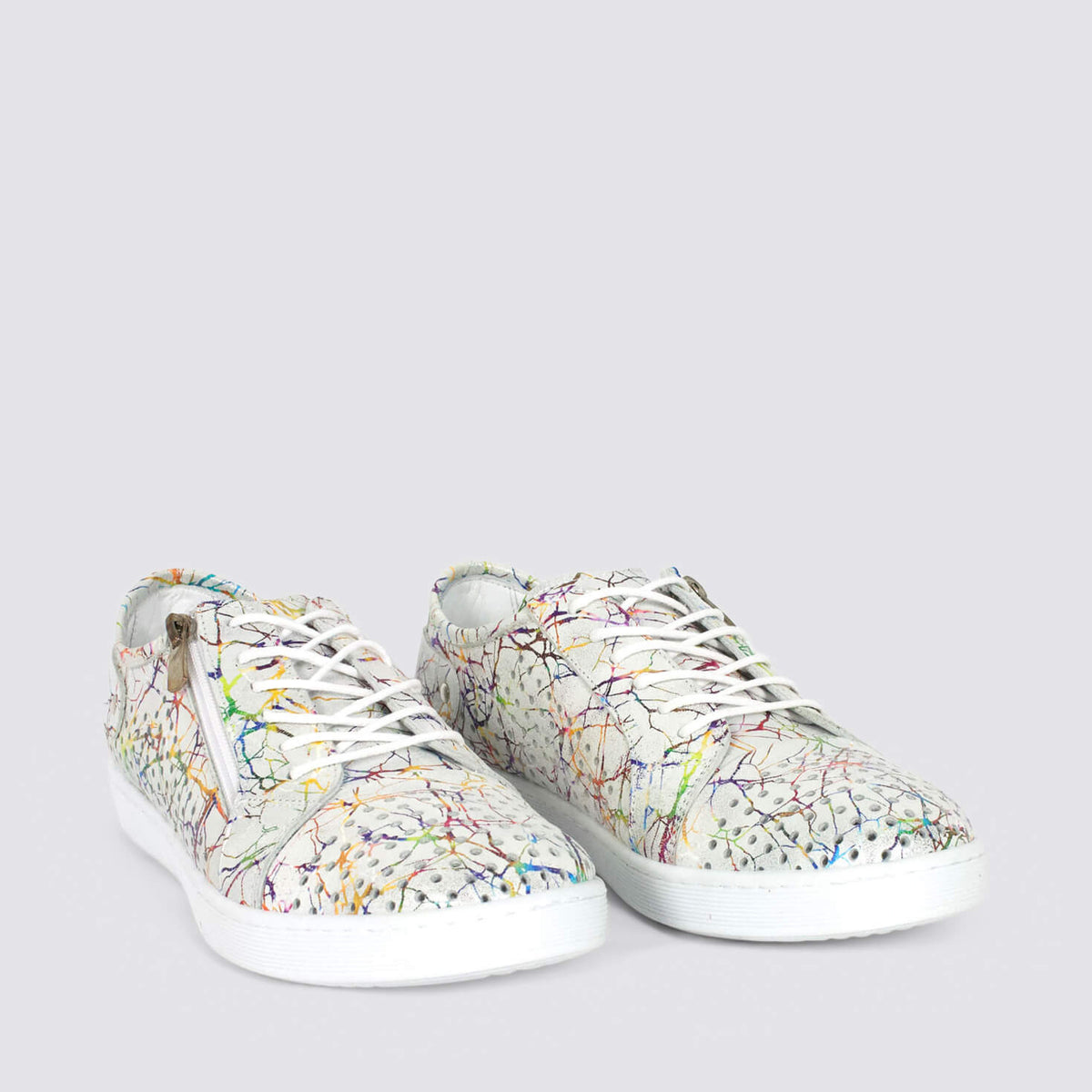 White Cabello EG17 Sneakers with lightning design, featuring sleek style and comfortable fit, showcased on a plain background.