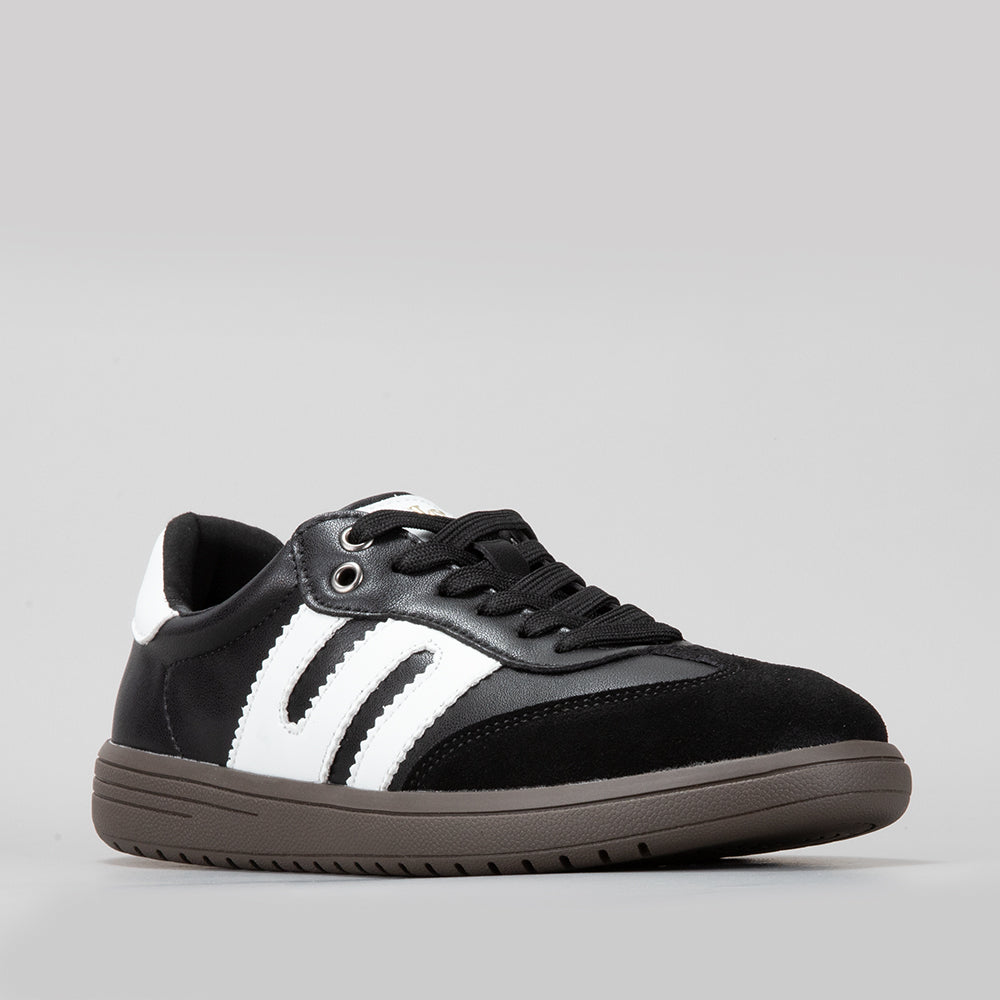 Le Sansa Juno black and white sneakers with stylish design, featuring a sleek upper and comfortable sole.