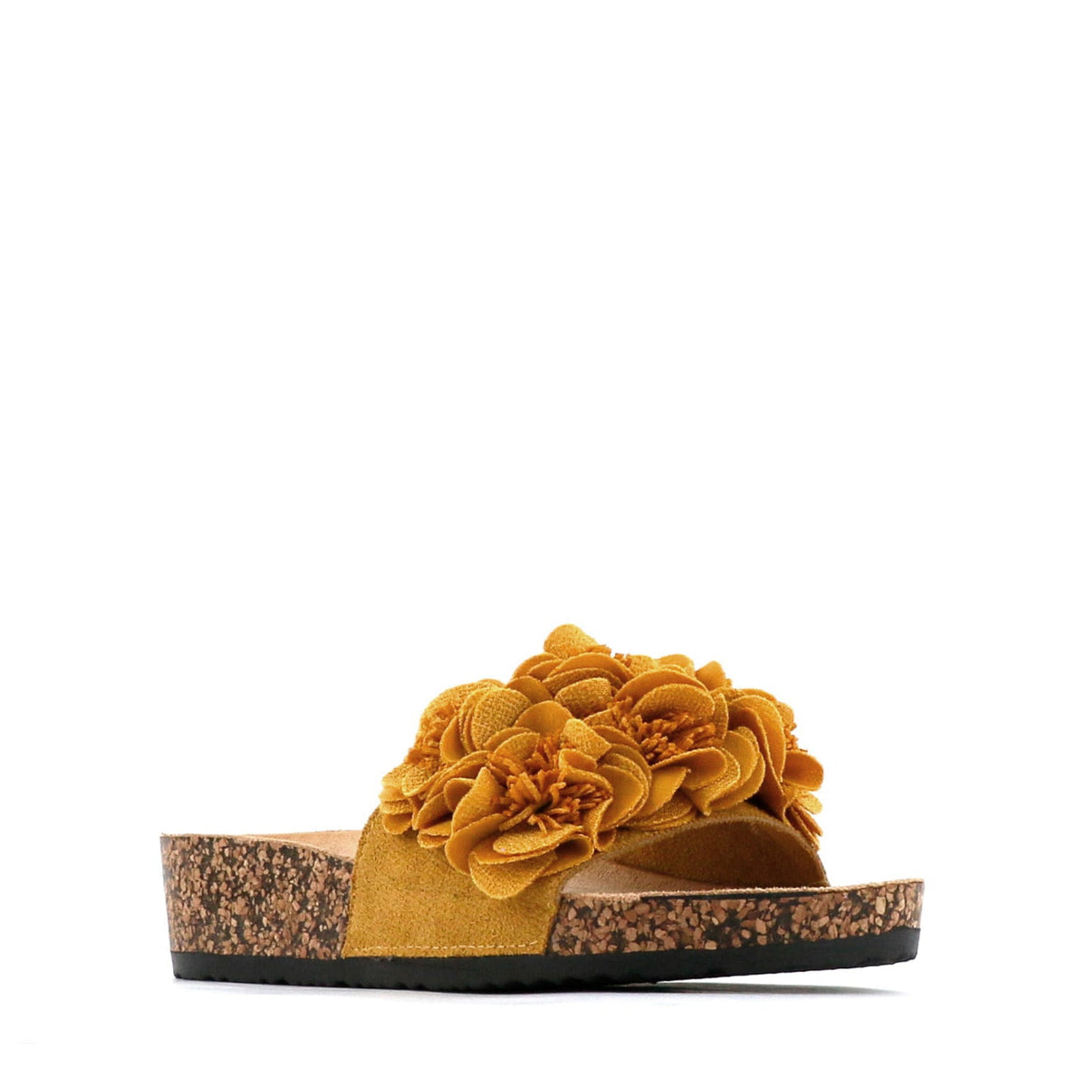 Los Cabos Corsage Amber slippers with soft beige and floral design, featuring elegant floral accents on the beige slippers.
