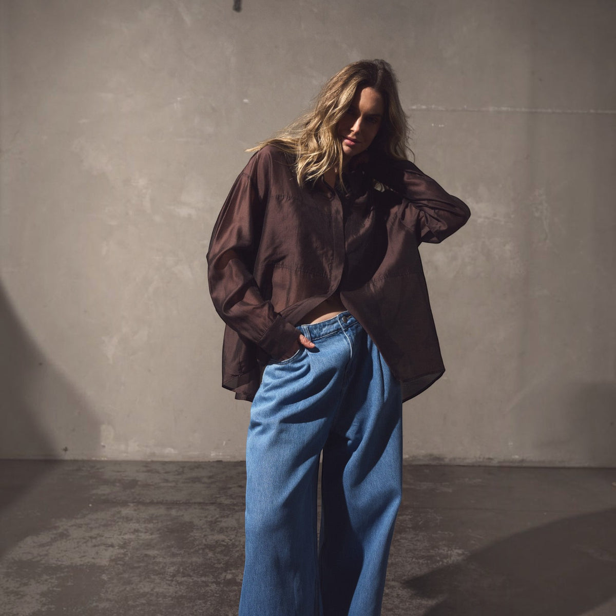 SASS VAL OVERSIZED SHIRT CHOCOLATE