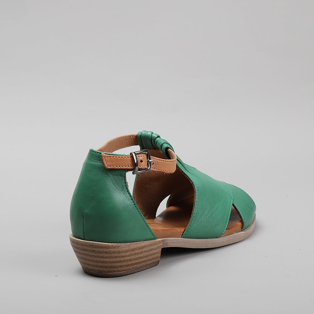 LE SANSA DIGBY PINE TAN - Zeke Collection